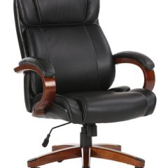 Кресло офисное BRABIX PREMIUM "Magnum EX-701" (дерево, рециклированная кожа, черное) 531827 в Каменске-Уральском - kamensk-uralskiy.mebel24.online | фото 1