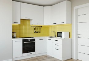 Кухонный гарнитур Белый Глянец 2200*1600 h950 (Стол. 26мм) в Каменске-Уральском - kamensk-uralskiy.mebel24.online | фото